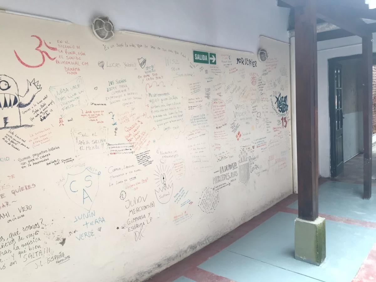 Las Rejas Hostel 萨尔塔 外观 照片