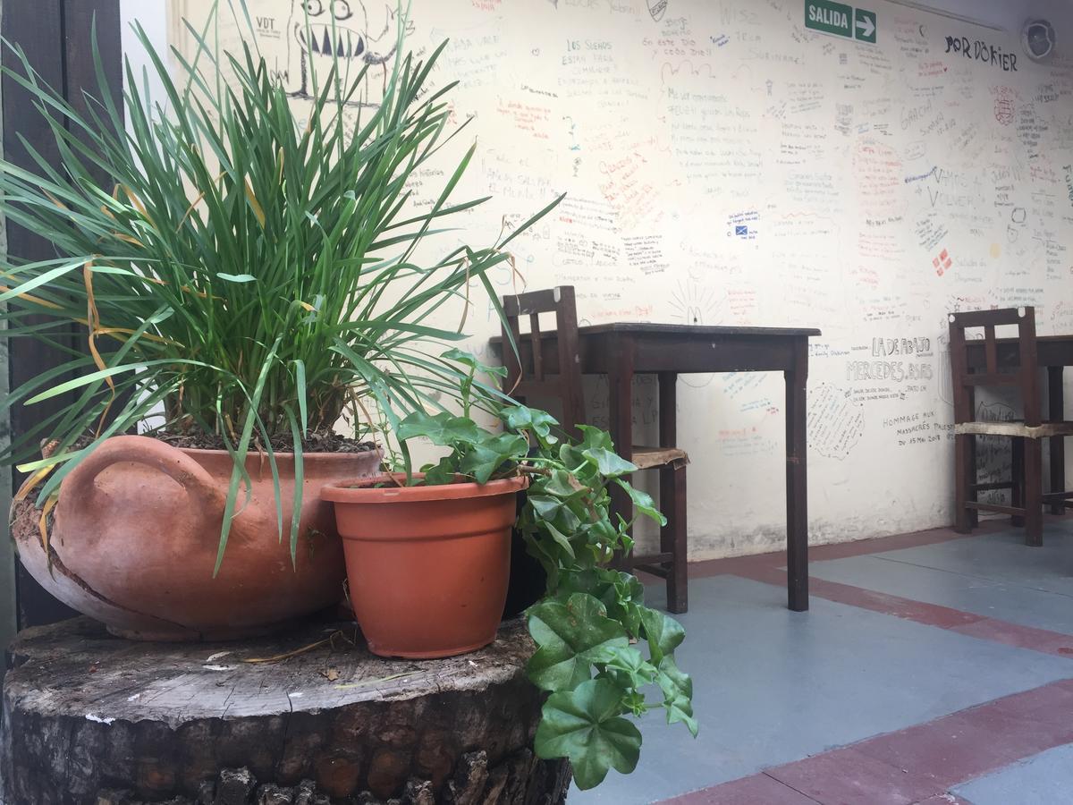 Las Rejas Hostel 萨尔塔 外观 照片