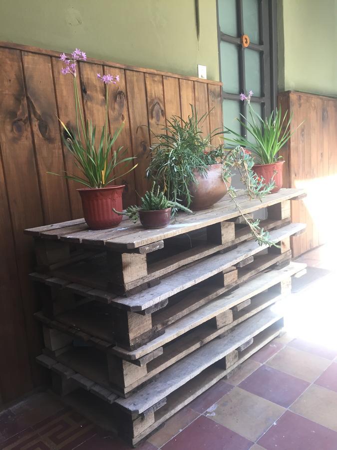 Las Rejas Hostel 萨尔塔 外观 照片