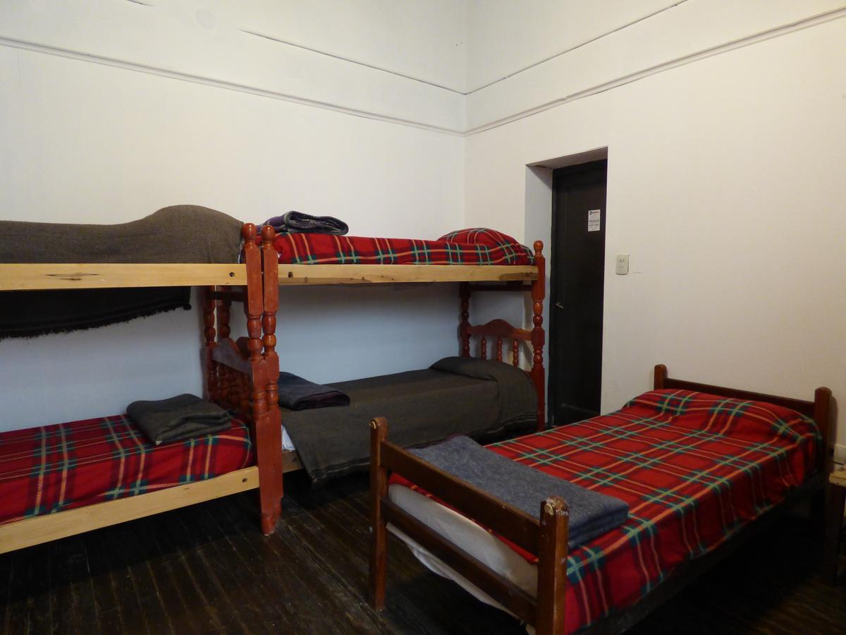 Las Rejas Hostel 萨尔塔 外观 照片