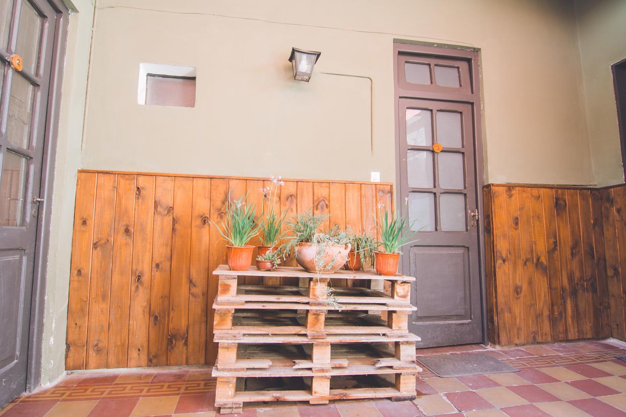 Las Rejas Hostel 萨尔塔 外观 照片